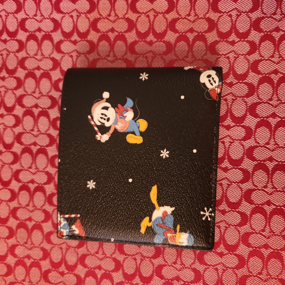 Disney/ Mens Wallet - Picture 2 of 9